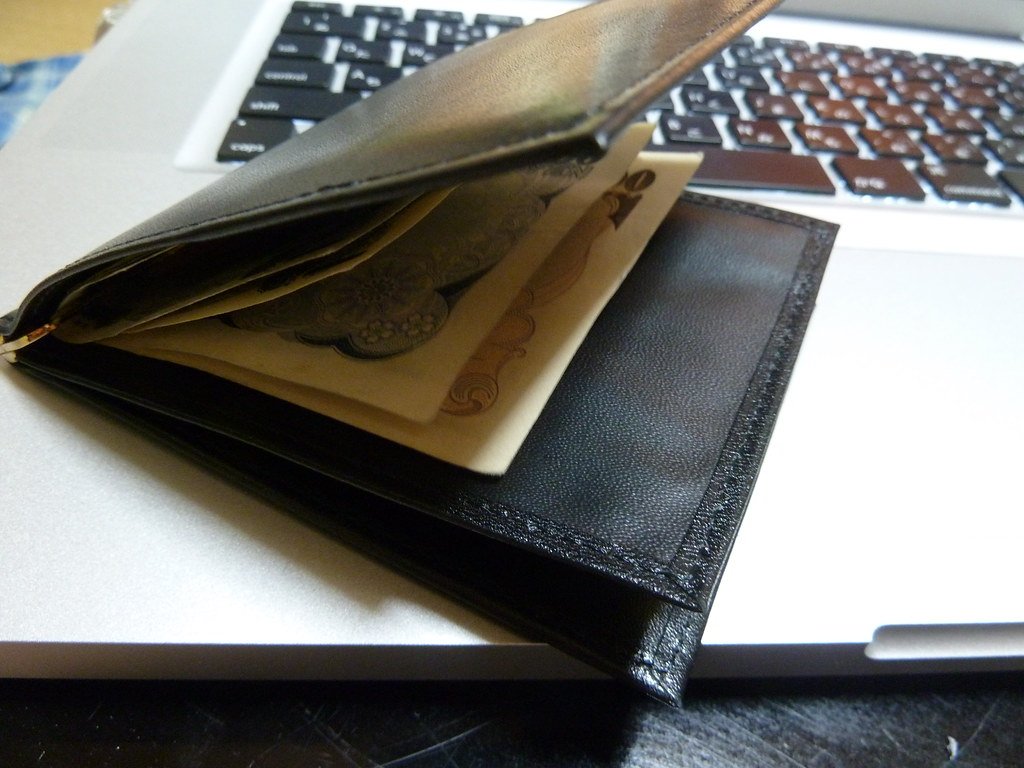 Minimal Card Holder